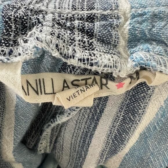 Vanilla Star Shorts Womens M Blue Striped Tie Waist Stretch Coastal Lightweight - Picture 3 of 3